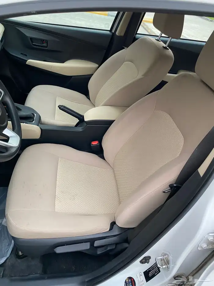 للبيع تويواتا يارس مديل 2023 10