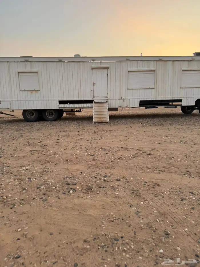 غرفه كرفان الطول 16والعرض4 وثلاث مكيفات سبلت وشرايح 5