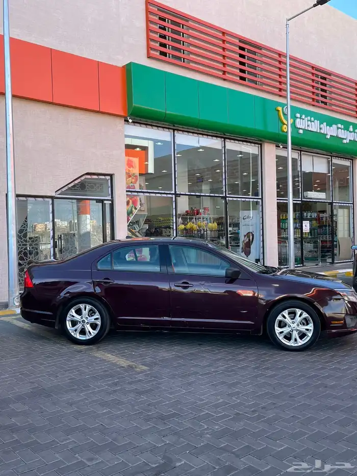 فورد فيوجن للبيع 10