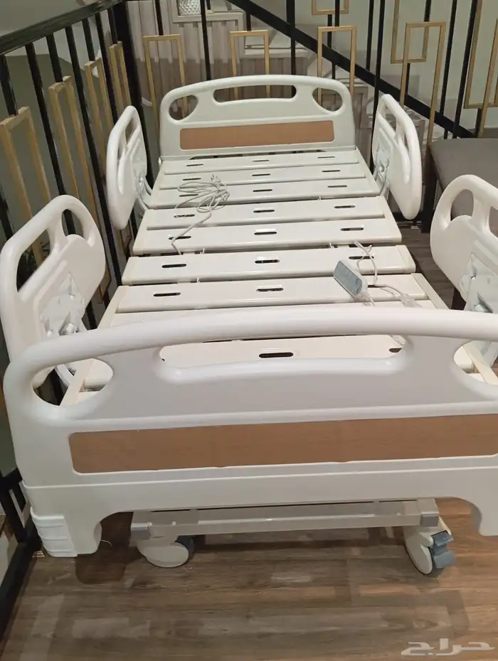 سرير طبي خمس حركات 0