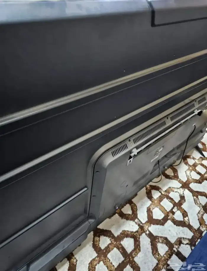 شاشة جينرال بلس 70 بوصه 3