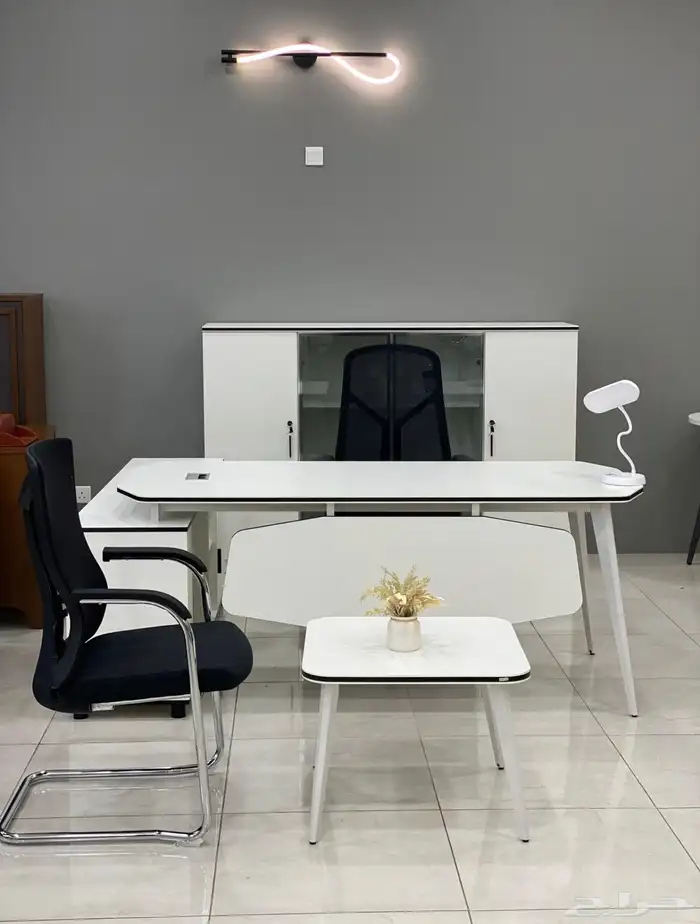 مكاتب إدارية أطقم كامل و مكاتب حق غرفة مدير و جديد كراسي 3