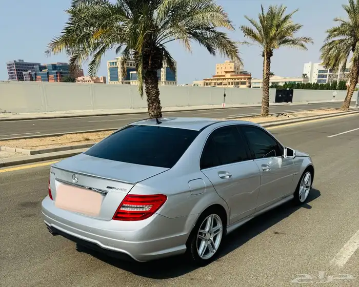 مرسيدس C200 ممشى قليل 3