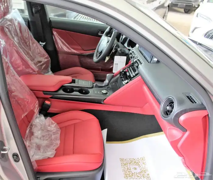 لكزس - IS350 F Sport - خليجي - 2025 - فل كامل 11