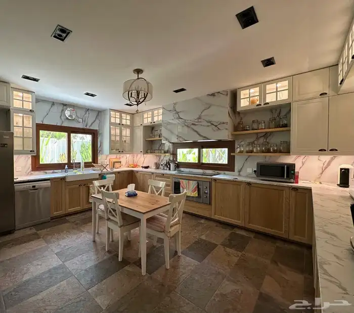 فله للبيع بحي الياقوت تصميم خاص بناء شخصي نظيفة 0