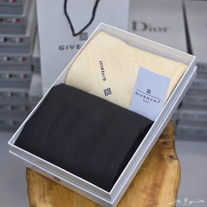 قماش مع شماغ 4