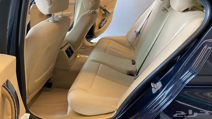 بي ام دبليو bmw فئة 320 موديل 2014 23