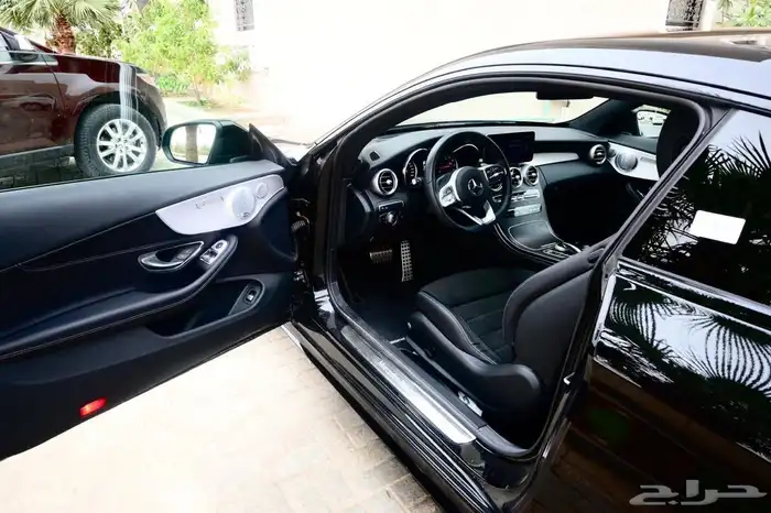 مرسيدس C300 ( كوبيه ) AMG 2021 4