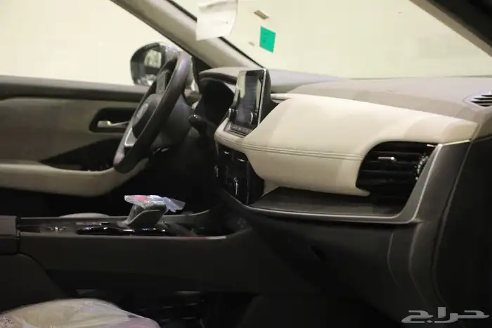 نيسان اكس تريل 7 مقاعد 2026 دبل وبدون عرض اليوم 12