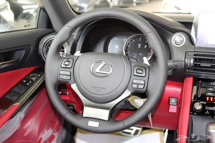 لكزس - IS350 F Sport - خليجي - 2025 - فل كامل 6
