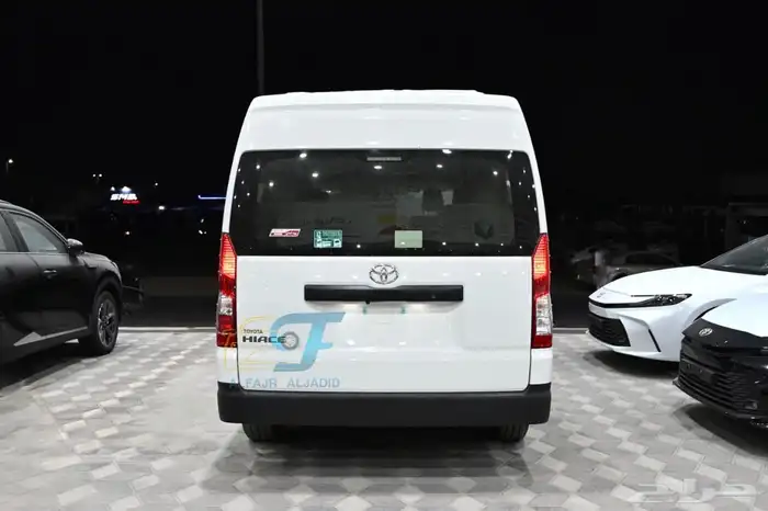 تويوتا باص هايس 13 راكب 2025 19