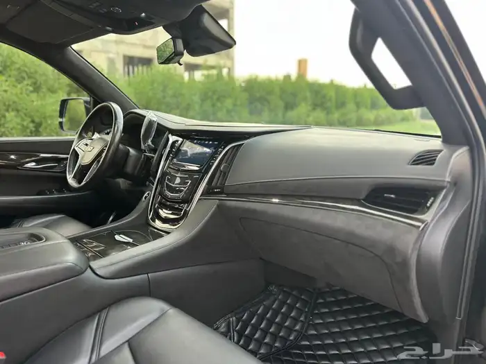 كاديلاك اسكاليد بلاتينيوم 2020 23