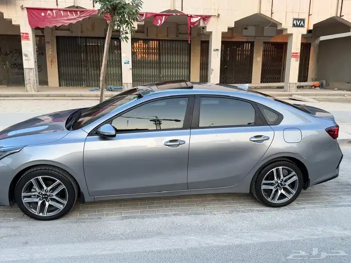 كيا سيراتو فل كامل 18