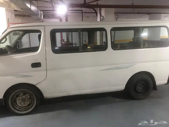 باص نيسان اورفان 0