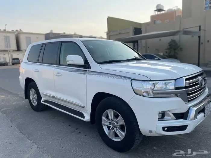 GXR 1 لاندكروزر 2019 وارد قطر 1