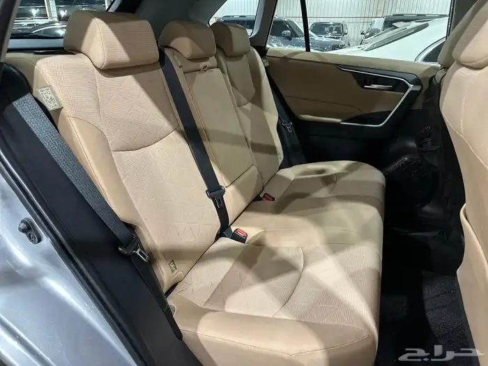 راف فور موديل 2024 فتحه دبل بنزين 11