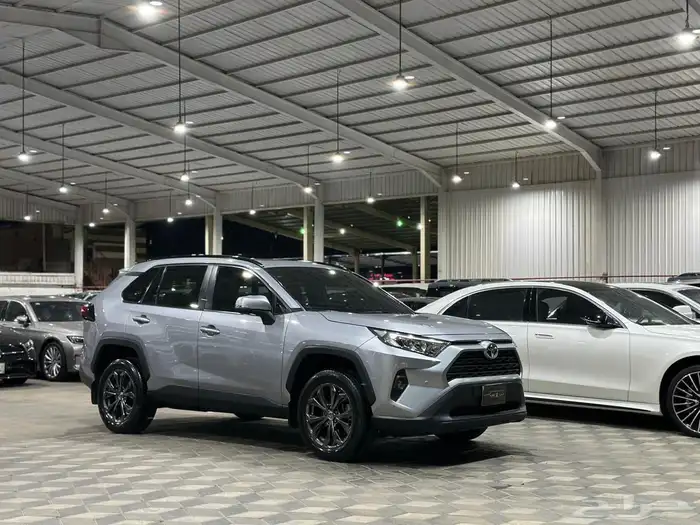 راف فور موديل 2024 فتحه دبل بنزين 0