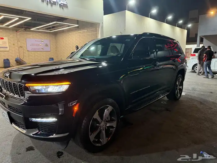 جراند شيروكي ليمتد بلس لارج 2024 3