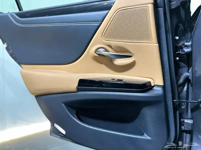 لكزس ES300 2025 ( تقسيط وكاش ) 10