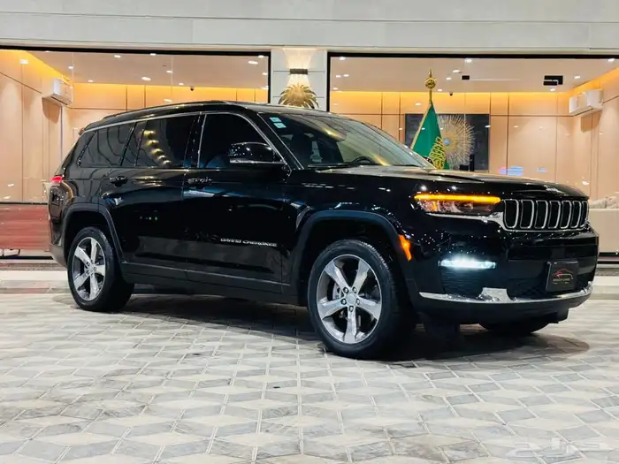 شيروكي لمتد فل كامل نظيف جدا 1