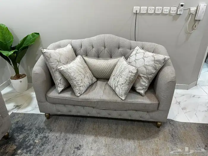 كنب بحاله جيده جدا 3