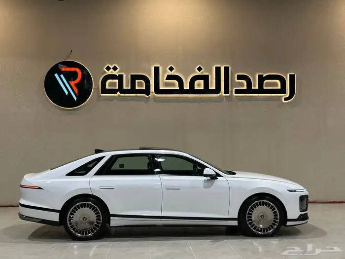 ازيرا كالجرافي 2023 V6 فل كامل . رصد الفخامة 11