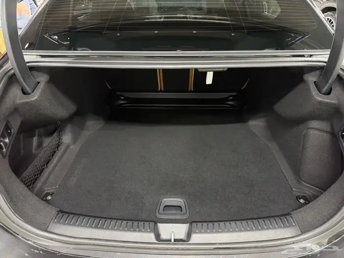 للاستيراد من كوريا _ مرسيدس E300 _2025 16