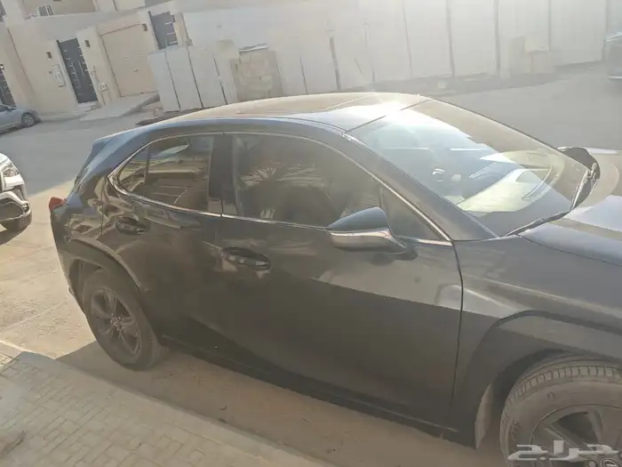 لكزس UX 200 - 2022 - مالك أول 1