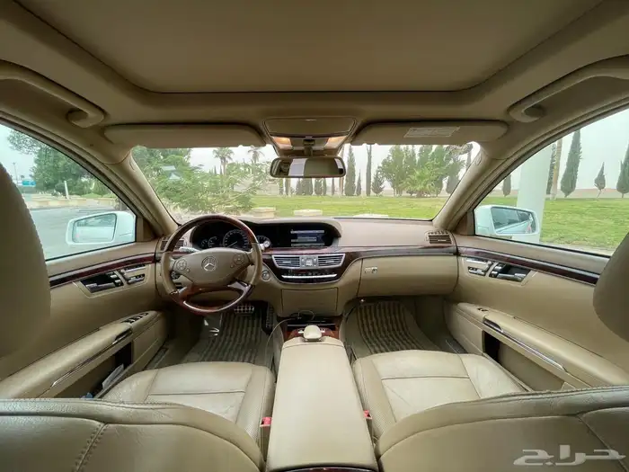 مرسيدس AMG 2012 نظيفة على الفحص 2