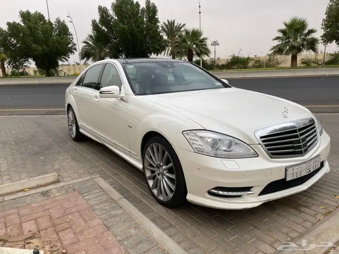 مرسيدس AMG 2012 نظيفة على الفحص 5