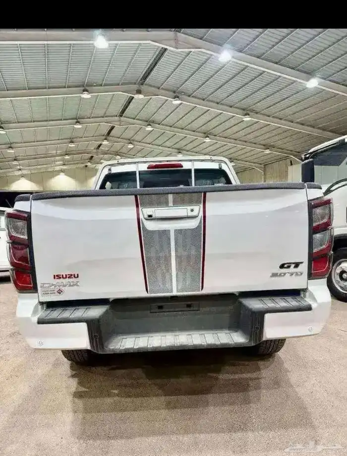 ايسوزو ديماكس GT غمارتين 1