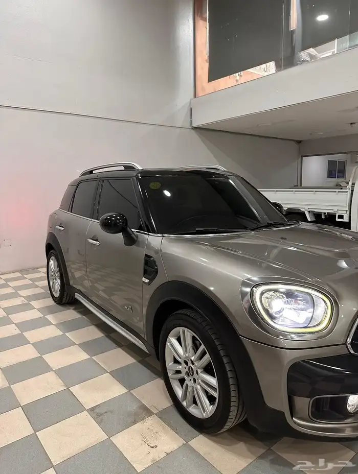 2018 ميني كوبر كنتري مان ديزل ماشي 104 الف بدي وكالة وارد 2