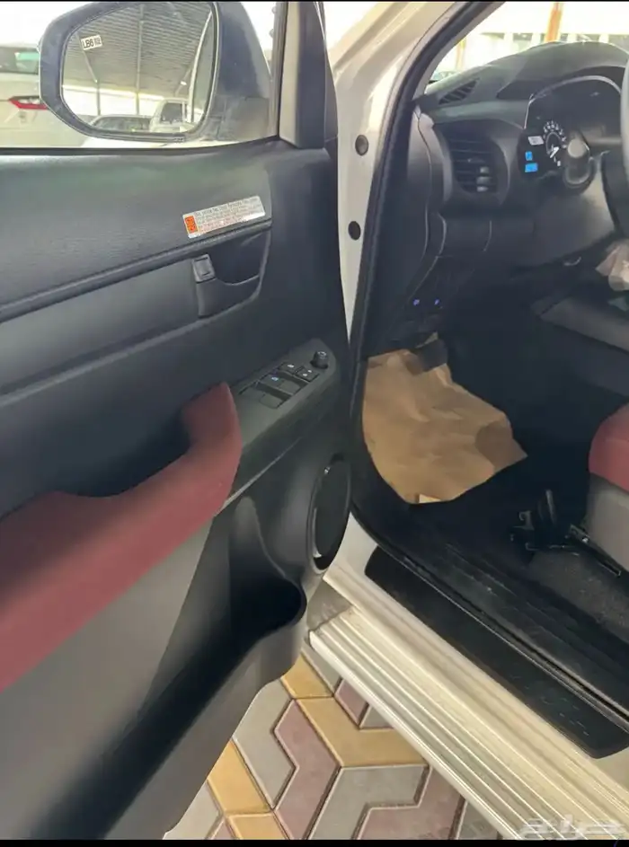 هايلوكس 2025 ديزل تماتيك سلق (خطوط حساسات ) أقل سعر 4