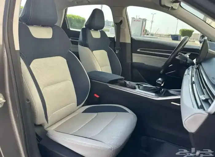 جيلي امجراند 7 موديل 2023 ممشى قليل نظيفة جدا  وكالة 16