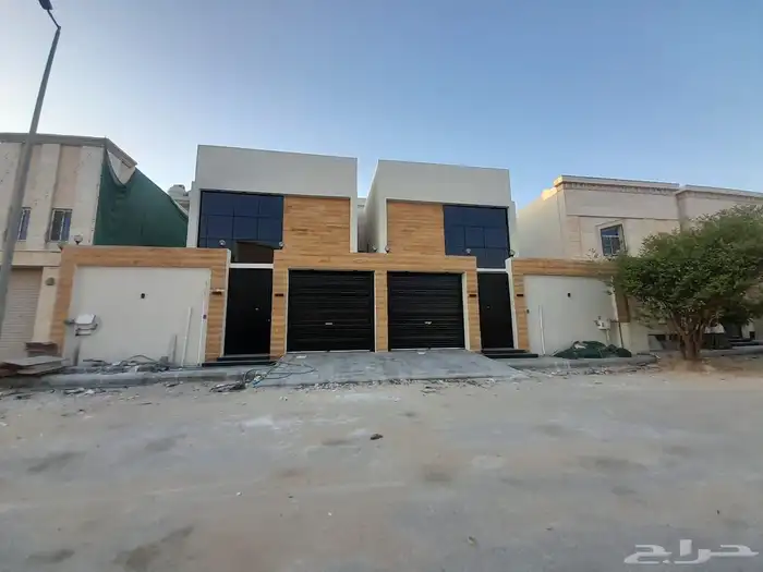 للبيع ضاحيه الملك فهد الحي الرابع مقابل كبري سيهات 0