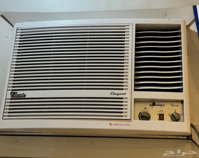 عدد 4 مكيفات جميعها تعمل وممتازه وبروده عاليه 0