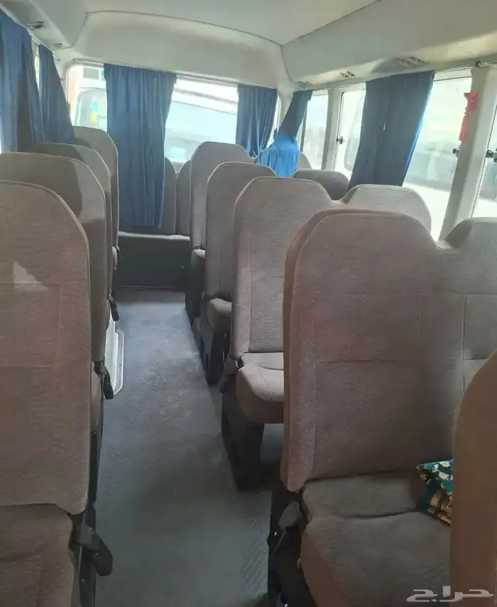 كوستر تويوتا باص 5