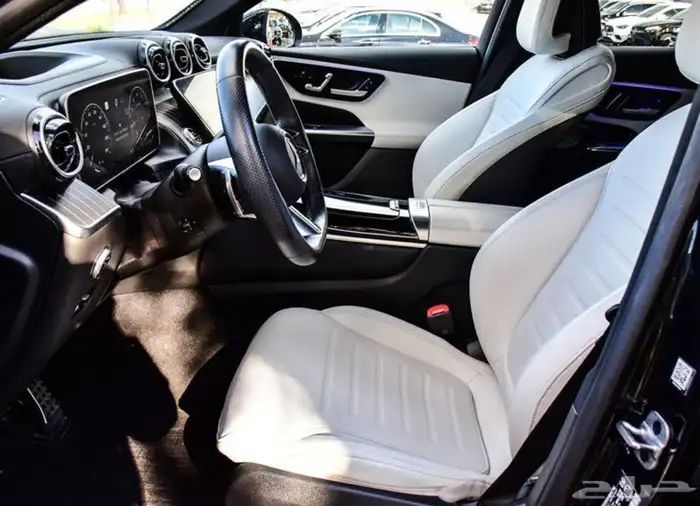 مرسيدس GLC 300 موديل 2024 بسعر خيااالي 3