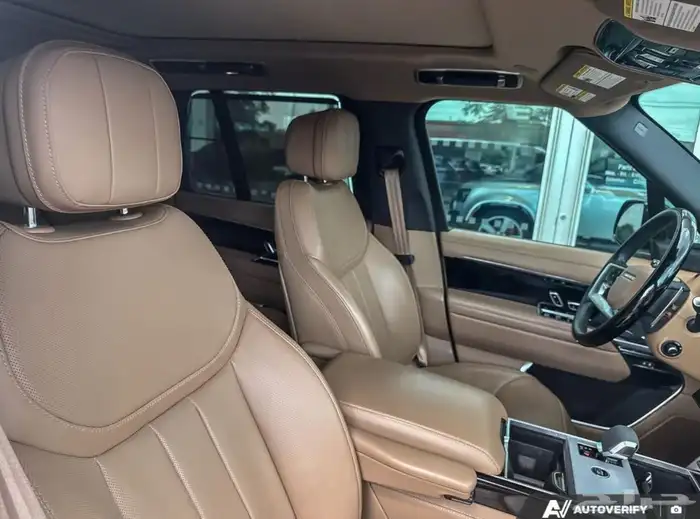 رنج روفر موديل 2024 بسعر خيااالي 12