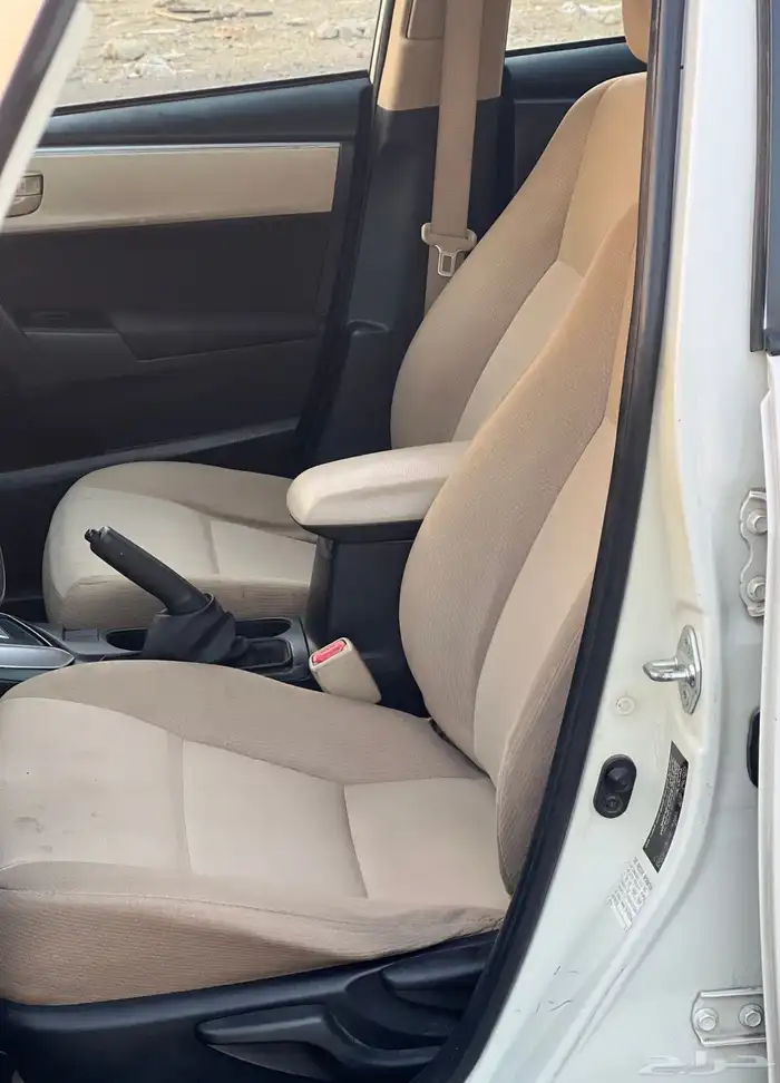 للبيع تويوتا كورلا موديل 2016 12