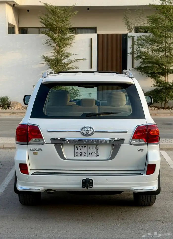جيب لاند كروزر GX.R موديل 2014 فل الفل فل كامل نضيف 9