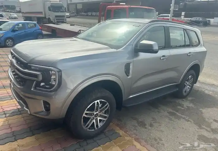 فورد ايفريست XLS استندر موديل 2025 كاش وتقسيط 3