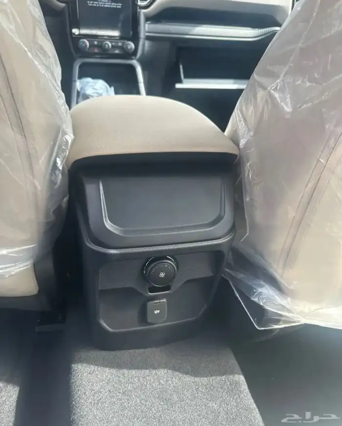 فورد ايفريست XLS استندر موديل 2025 كاش وتقسيط 9