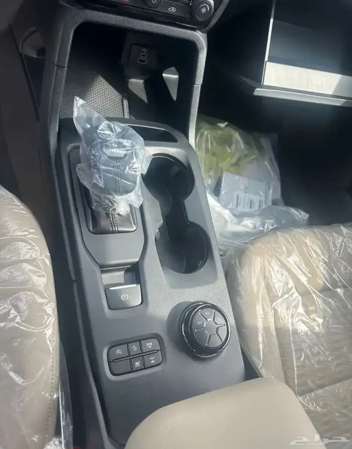 فورد ايفريست XLS استندر موديل 2025 كاش وتقسيط 11