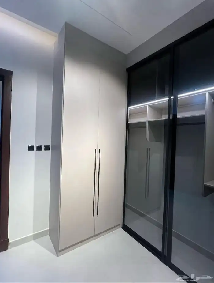 تفصيل اثاث وغرف نوم وديكورات خشبيه 47