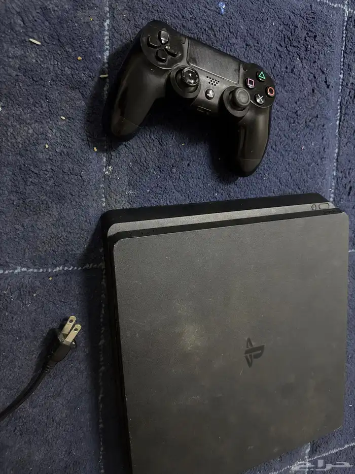 سوني 4 يد وحدة مع حساب فيه فيفا 26 النسخة الحالية 1