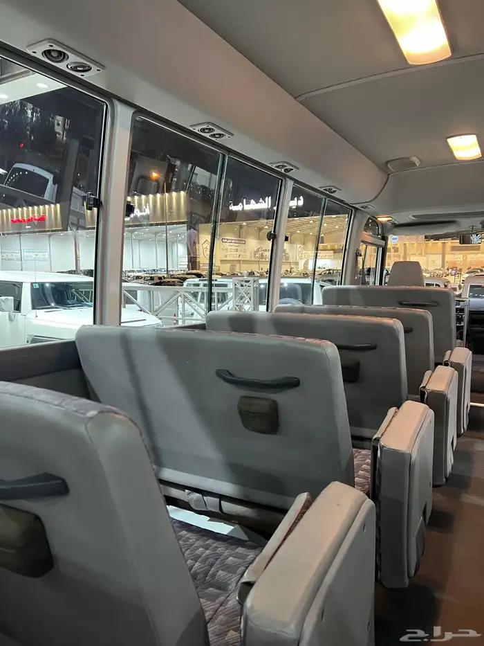 للبيع باص نيسان سيفيليان موديل 2007 (شبه جديد) 28