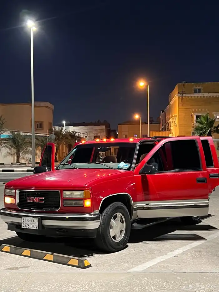 للبيع سيارتين مازدا2017 وتاهو1999 بيع السيارتين ب42الف 16