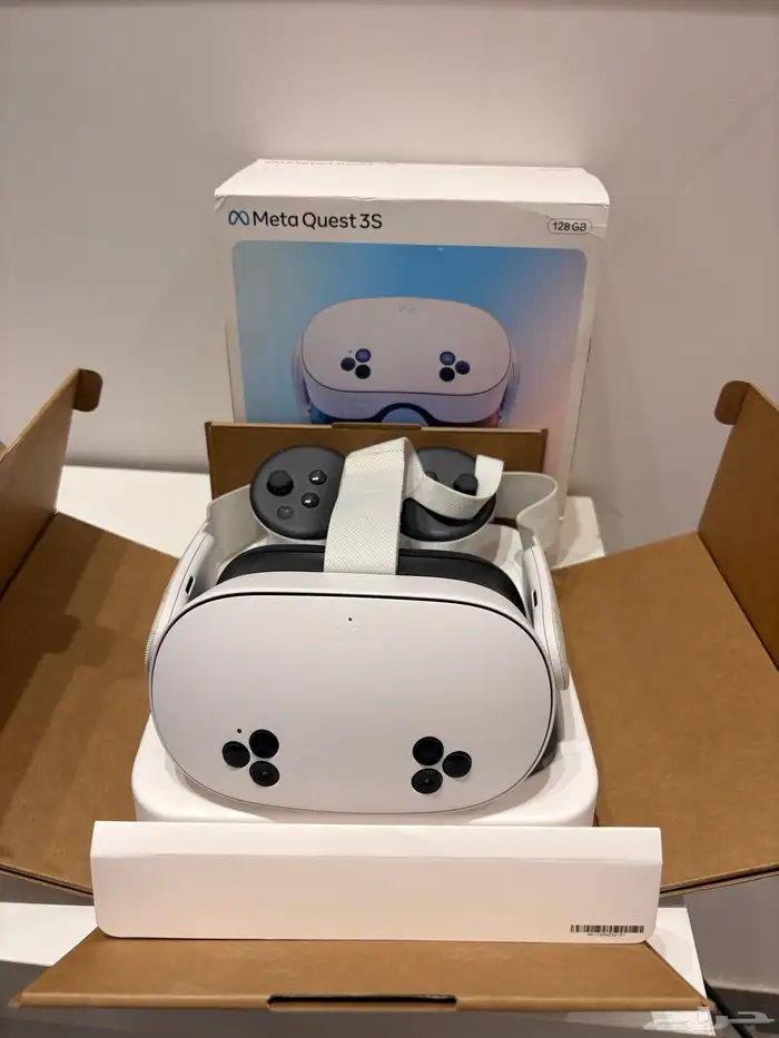 ميتا كويست 3 اس   meta Quest 3S 1