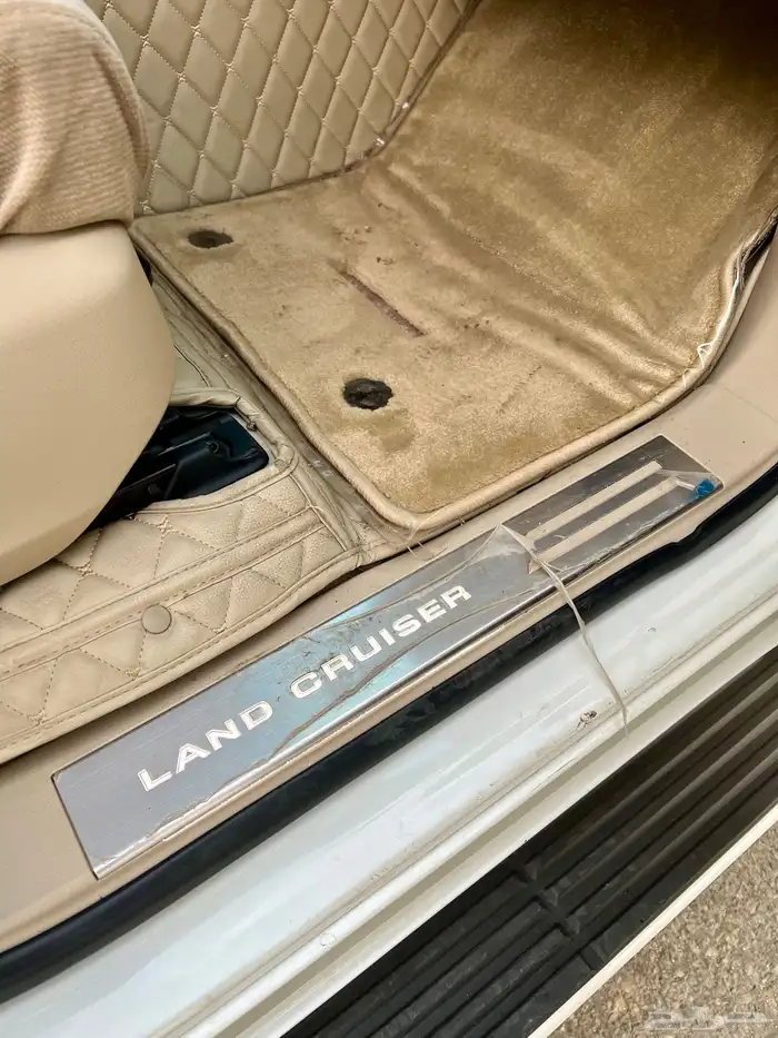 لاندكروزر 2023 مخزن دفعة أخيره سعودي GXR-L3 مشروط وكاله 21